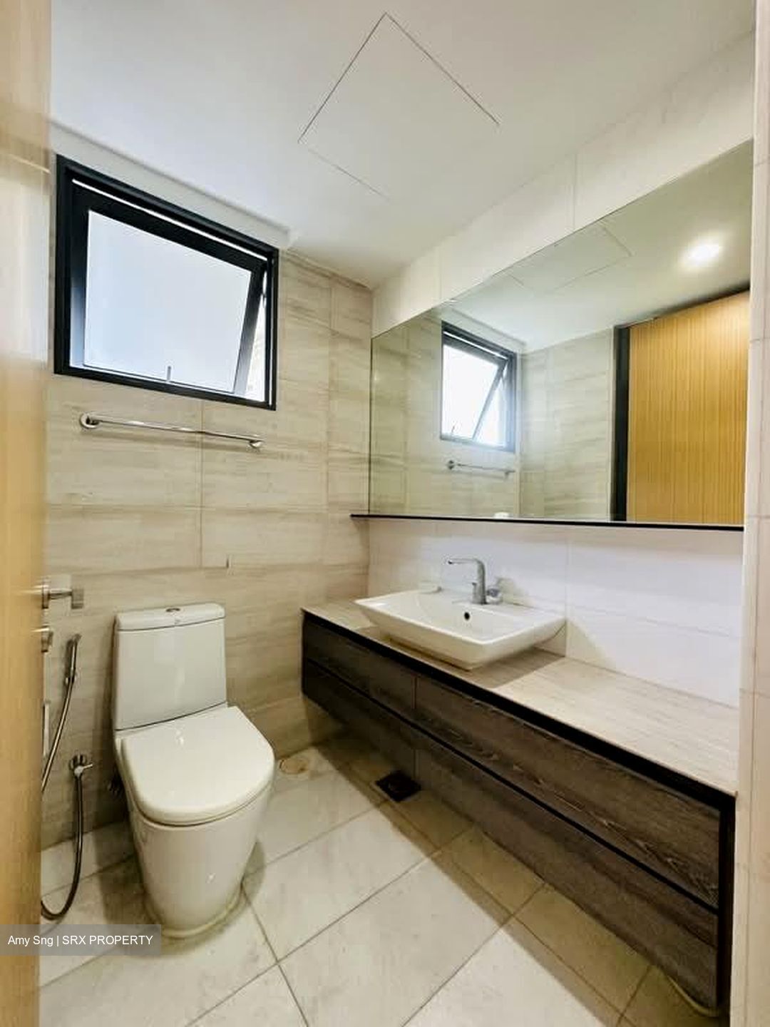Waterfront Isle (D16), Condominium #556034241